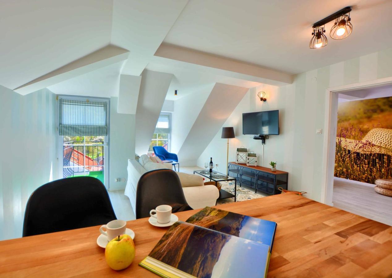 Apartament Beztroski 下乌斯奇基 外观 照片